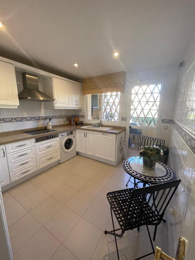 Hacienda Elviria 2 Bedroom Spacious