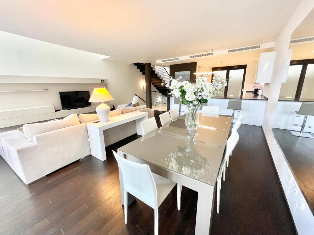 Modern In Gated Complex Sierra Blanca Villa Marbella
