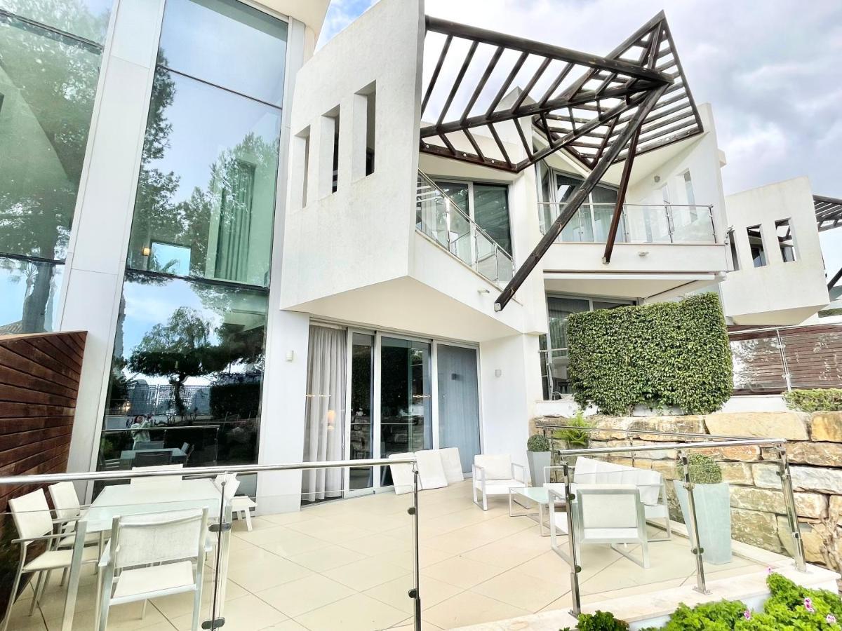 Modern In Gated Complex Sierra Blanca Marbella