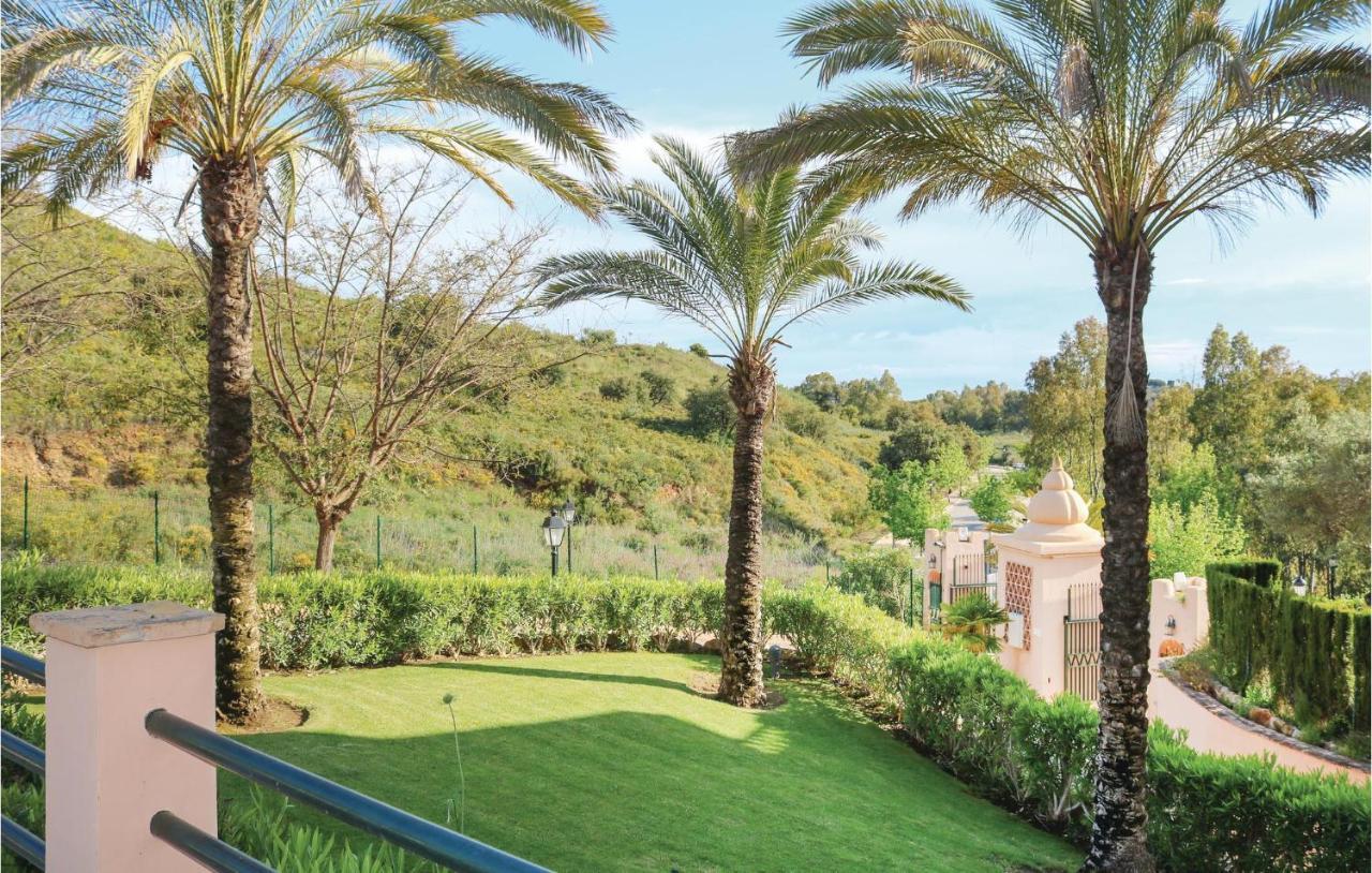 Apartment Gorgeous In With Wifi Marbella