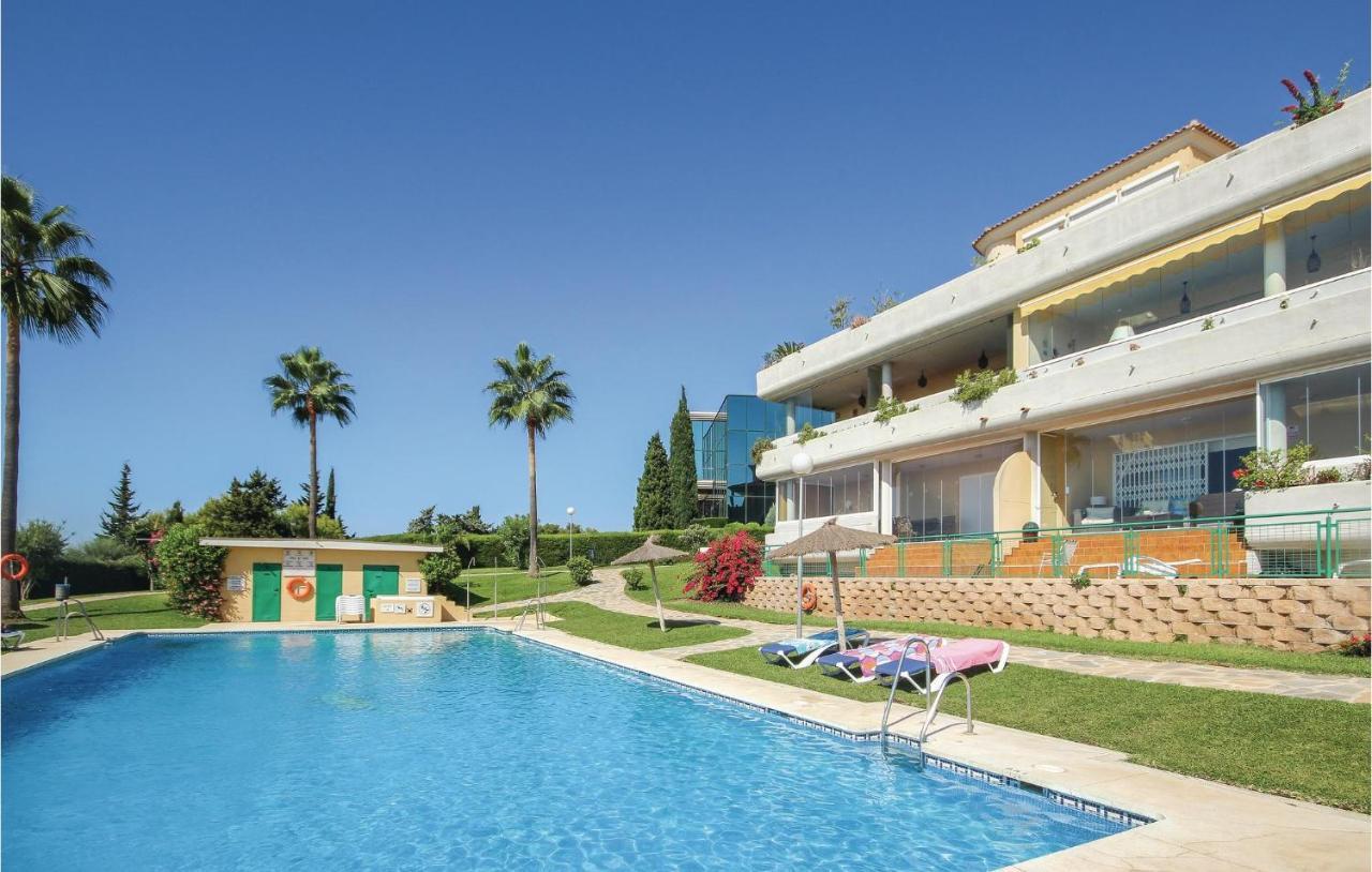 Stunning In With Swimming Pool