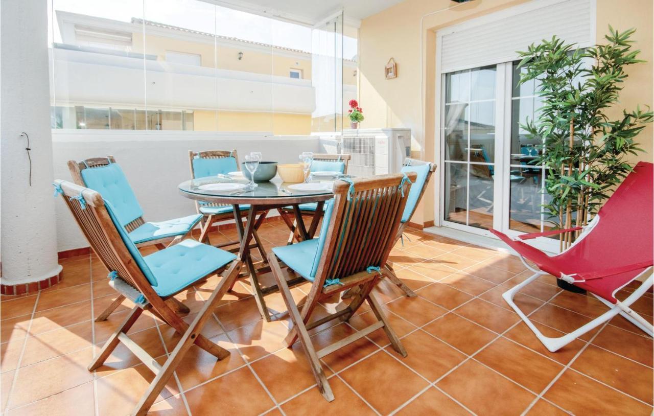 Apartment Stunning In With Swimming Pool *