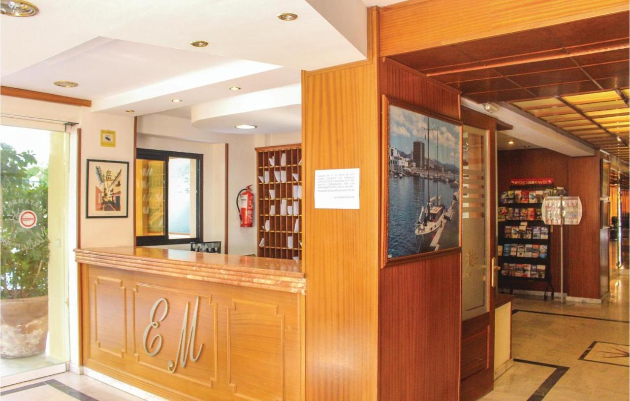 Awesome In With 1 Bedrooms Apartment Marbella