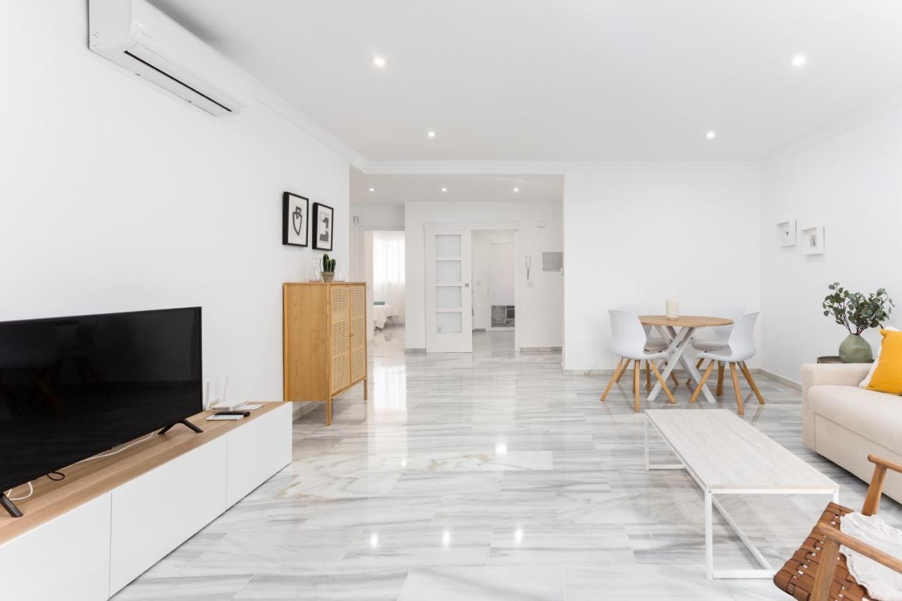 Golden Mile Luxury Ground Floor Near Puente *