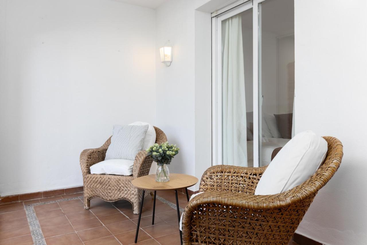 Golden Mile Luxury Ground Floor Near Puente