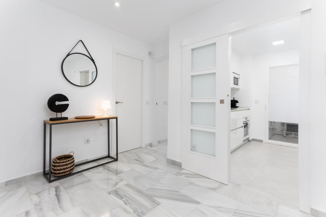 Golden Mile Luxury Ground Floor Near Puente Apartamento *