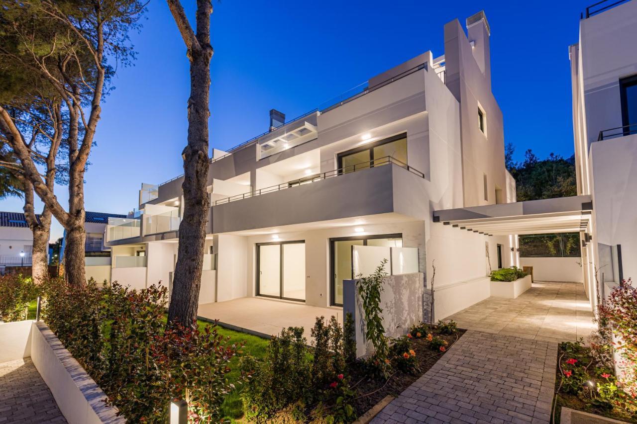 Bajo Con Jardin En La Milla De Oro * Marbella