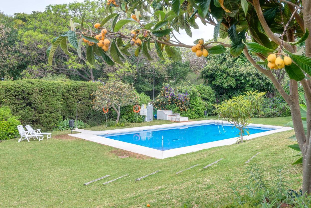 Agrupada Townhouse Apartment