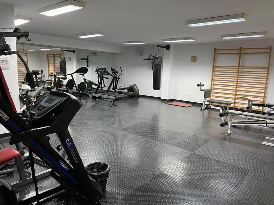Apartamento Contemporary Across Club Marbella