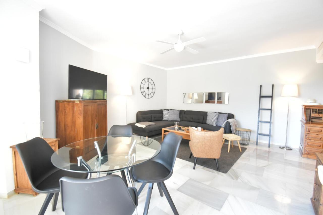 Beautiful In Del Golf-las Brisas Apartamento