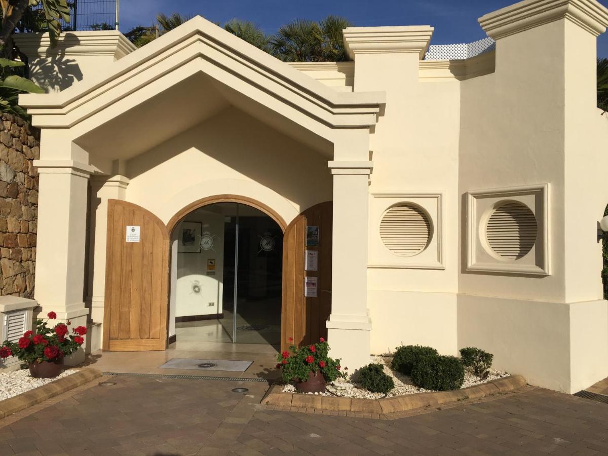 Beautiful In Del Golf-las Brisas Apartamento