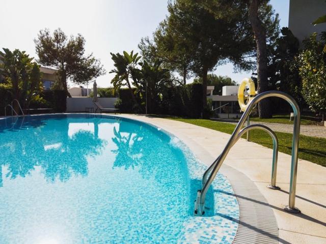 Villa Modern In Gated Complex Sierra Blanca