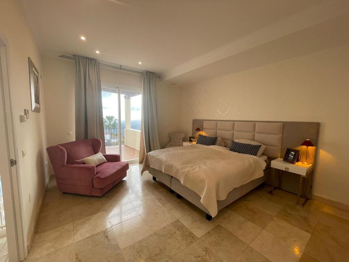 Olga Marbella- Golden Mile -breathtaking Sea View- Private Pool Villa
