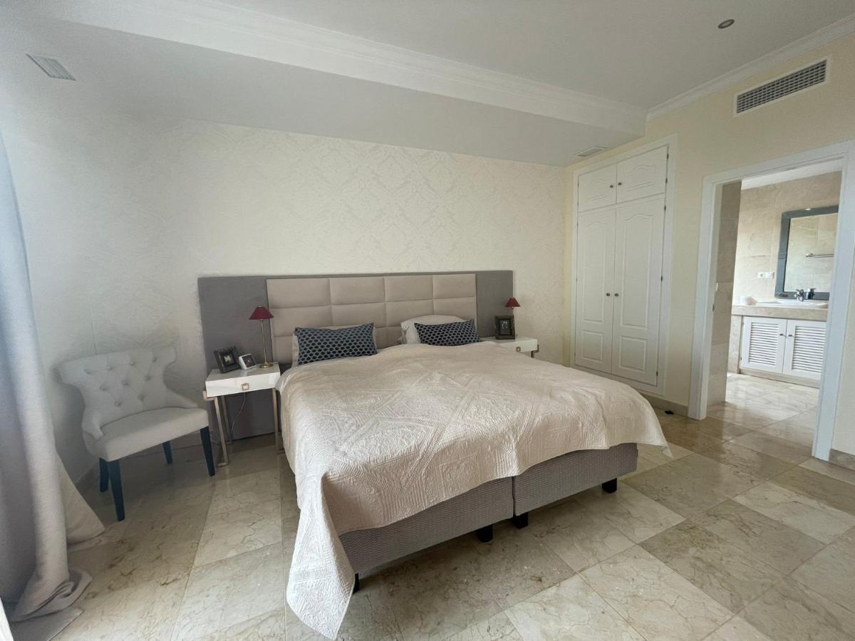 Villa Olga Marbella- Golden Mile -breathtaking Sea View- Private Pool