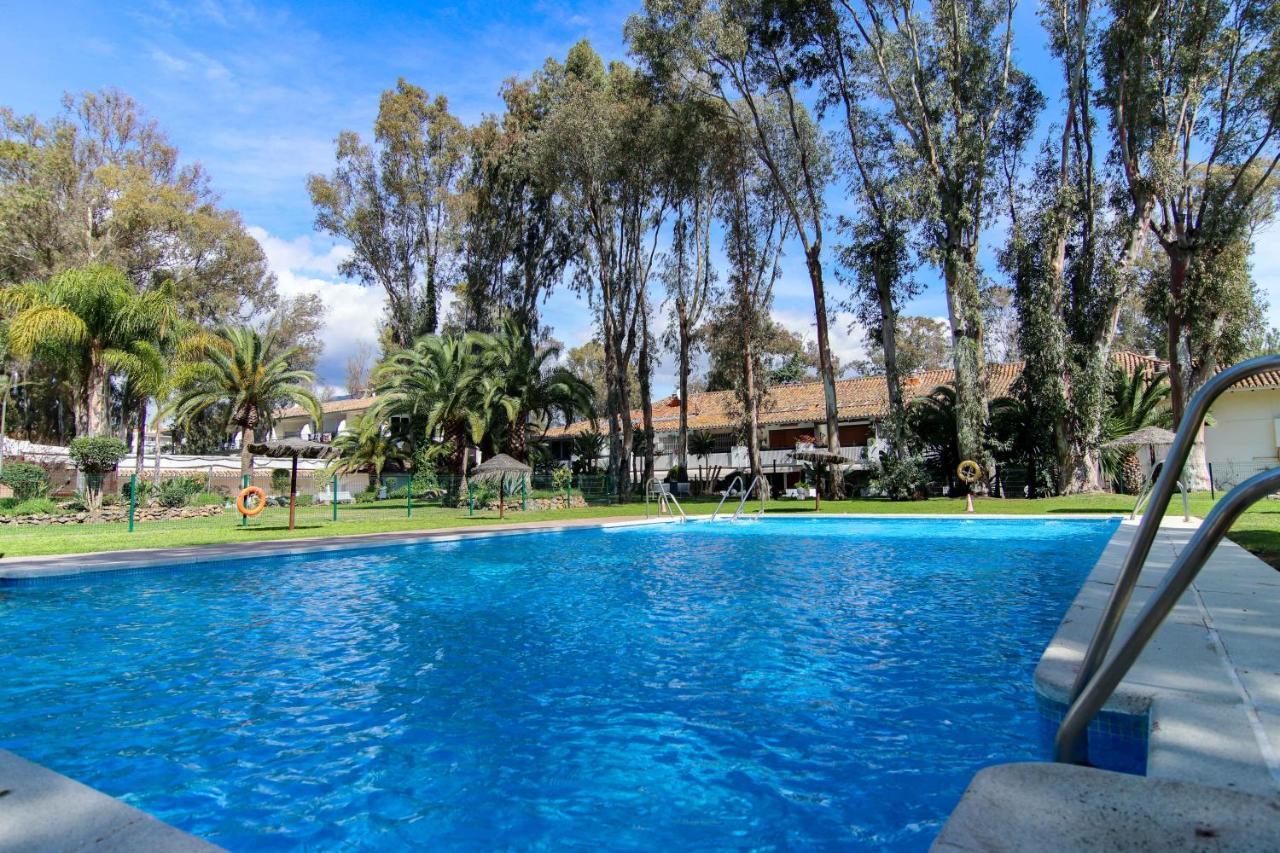 Oleholidays Fuentes Del Rodeo35 Junto Puerto Banus Appartement Marbella
