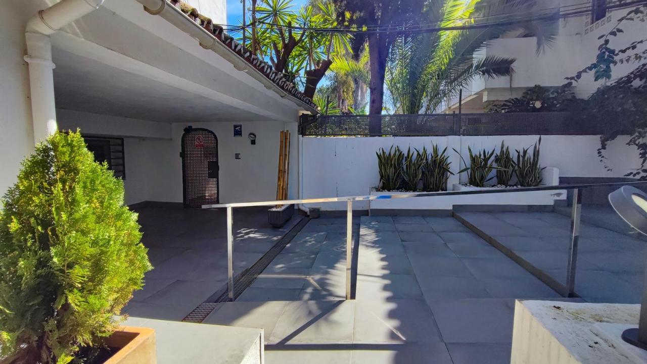 Oleholidays Fuentes Del Rodeo35 Junto Puerto Banus Appartement Marbella