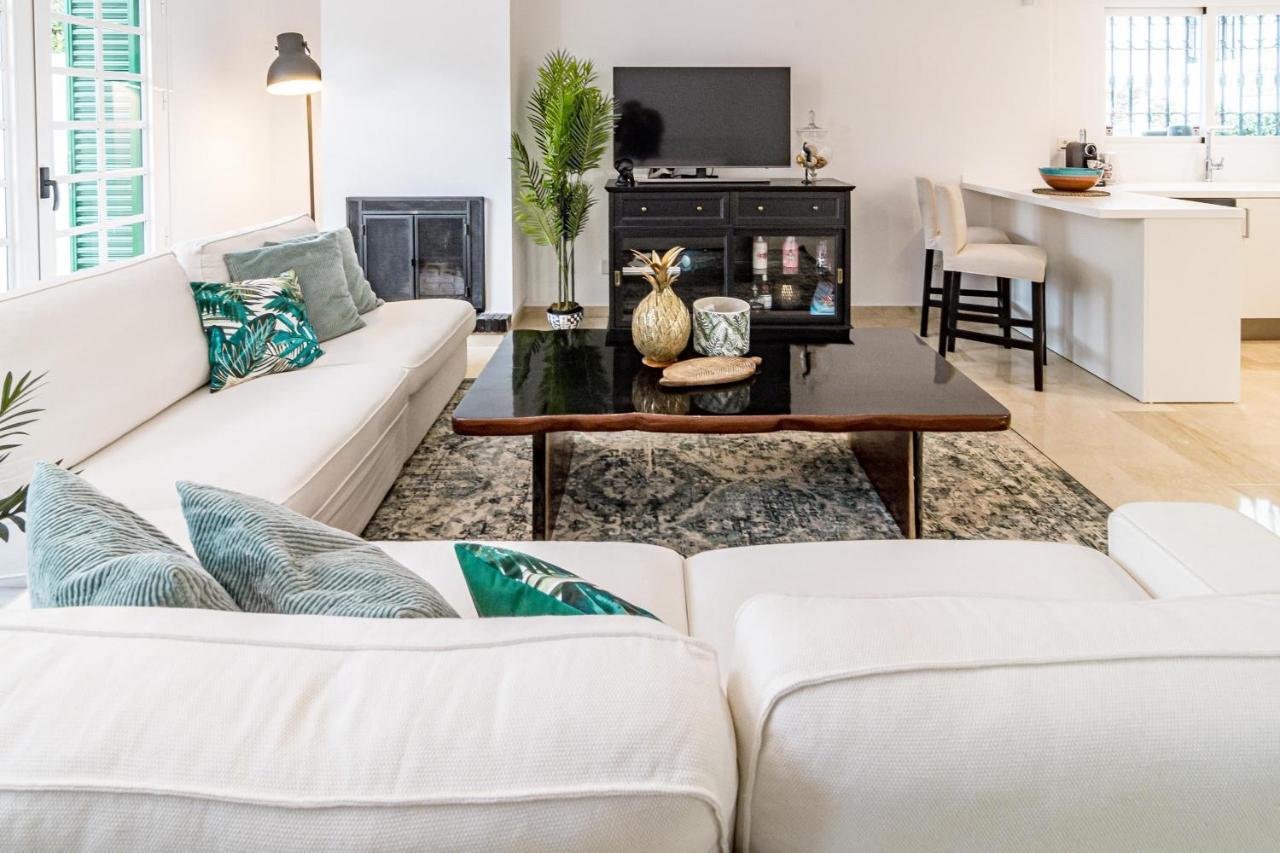 Holiday home Charming And Modern 3-bedroom Duplex In Aloha Pueblo With Mountain Views Marbella