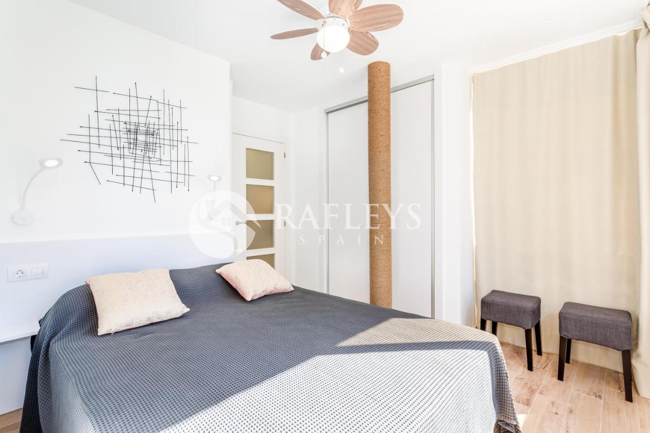 Modern 1 Bedroom In Very Center Of Marbella. Apartamento *