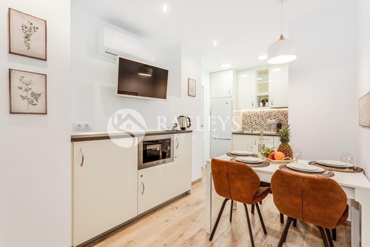 Apartamento Modern 1 Bedroom In Very Center Of Marbella.