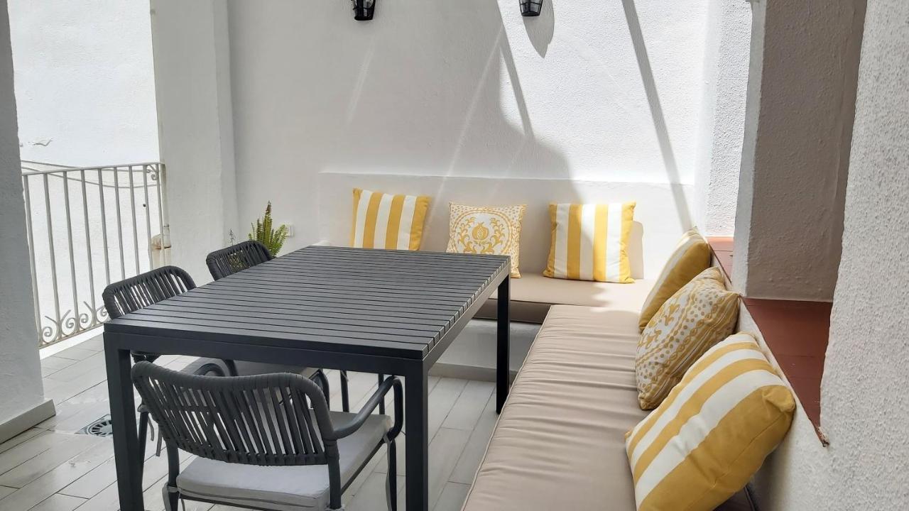 Del Parque Flats Le Village Golf * Marbella