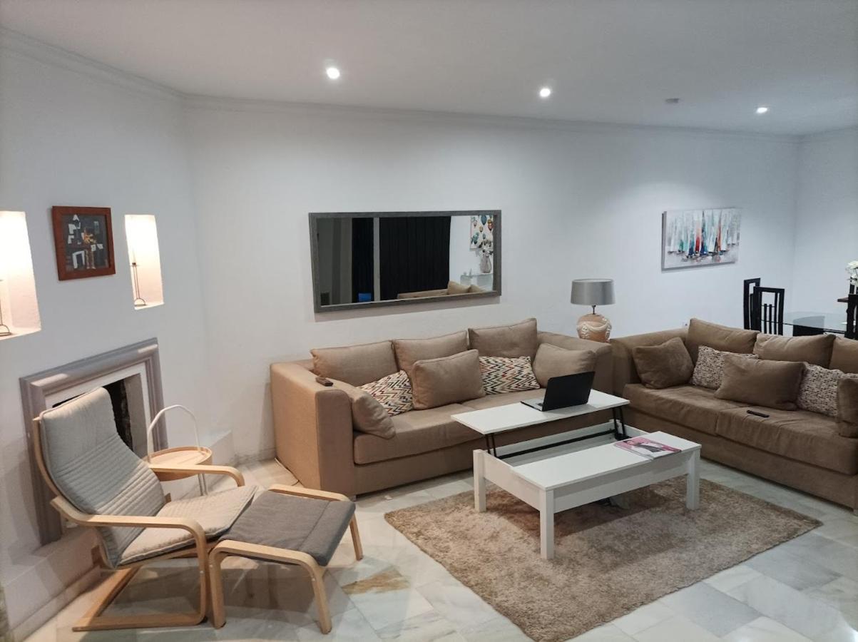 Large 2 Bed Apt Puerto Banus Marina Private Parking