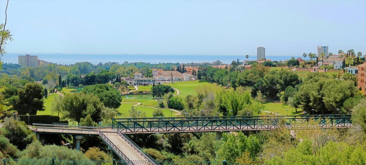 Ample Luxury Fancy Golf & Padel Apartamento