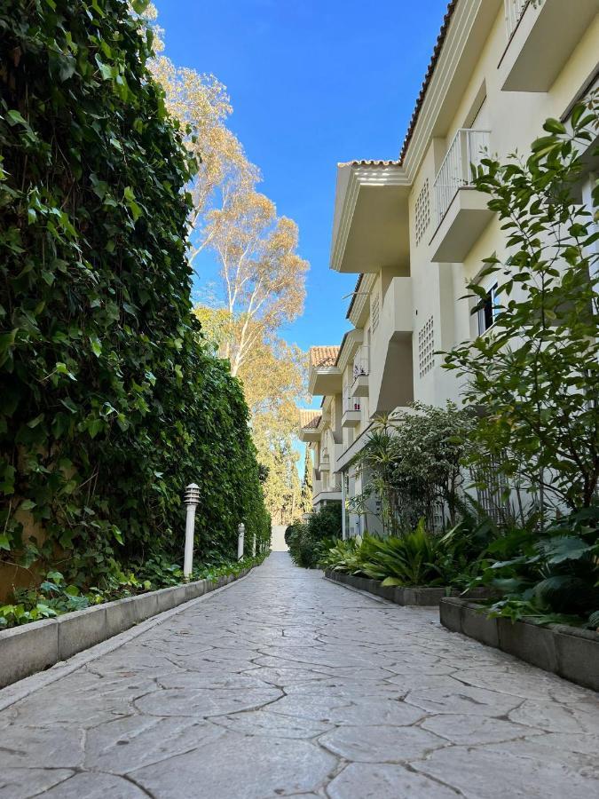 Gala Placidia Golden Mile Apartamento