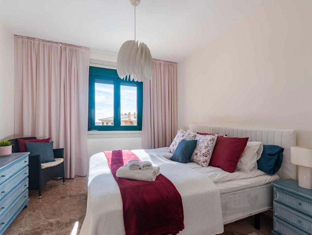 62 - Penthouse In Almendros With Fantastic Vie Marbella
