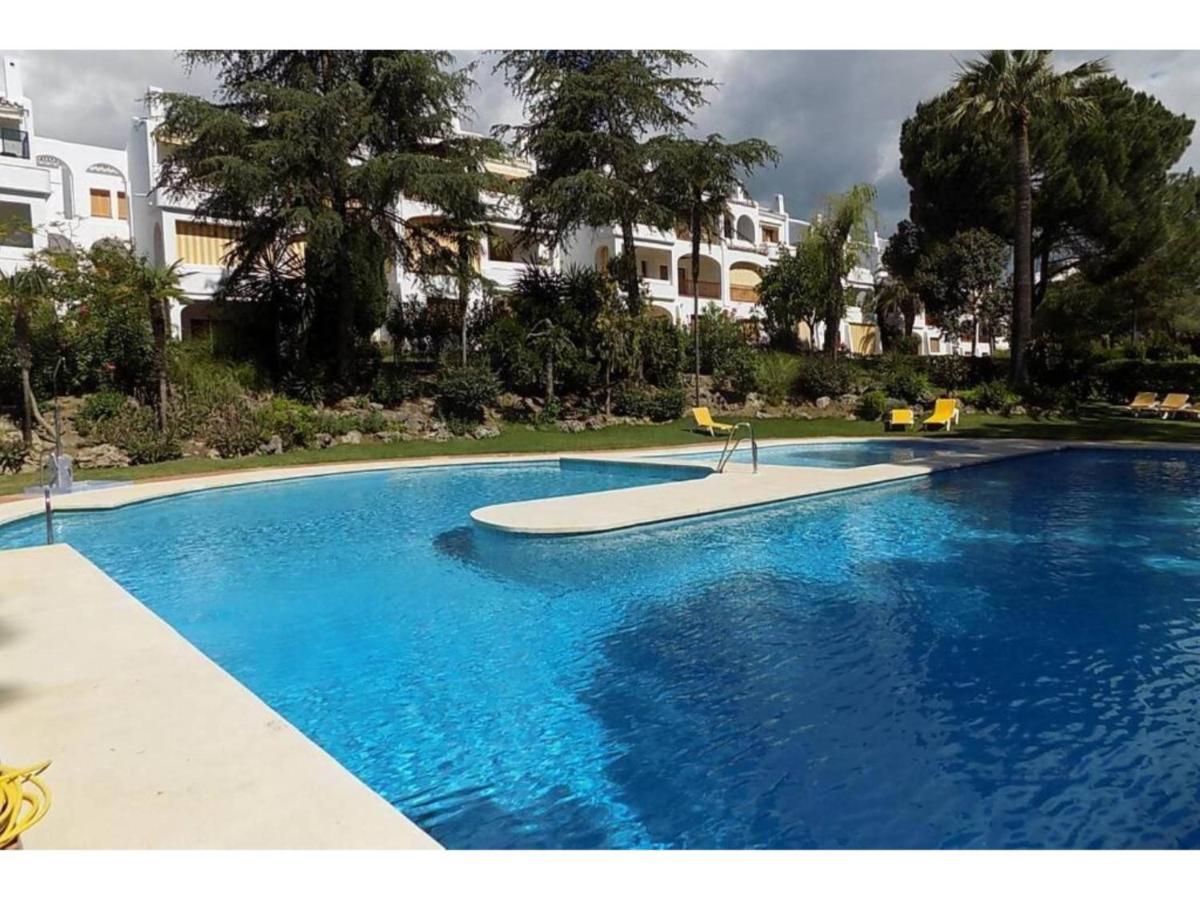 Del Parque Flats Le Village Golf *