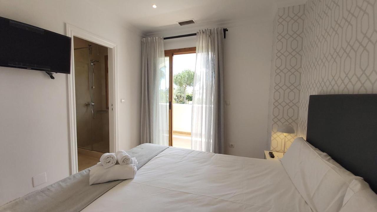 Del Parque Flats Le Village Golf Apartment Marbella