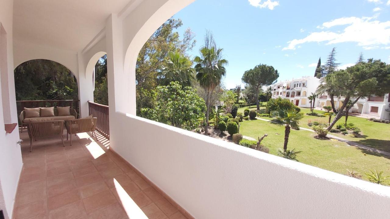 Del Parque Flats Le Village Golf Marbella