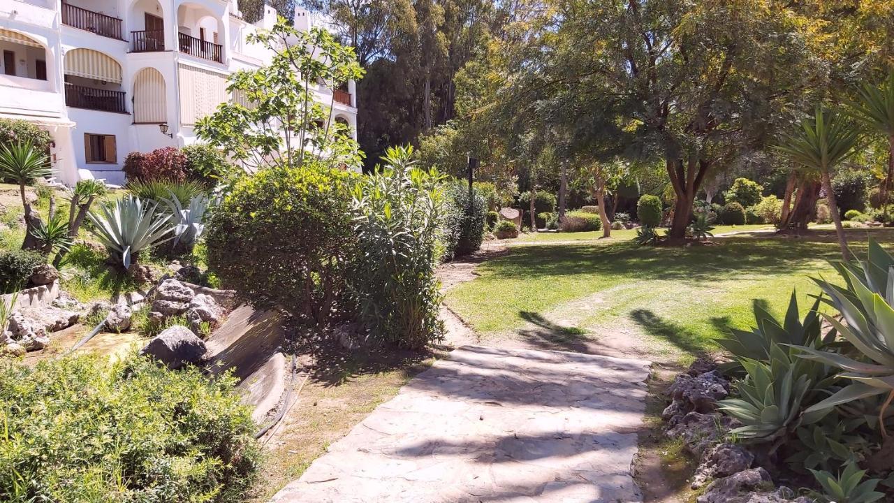 Del Parque Flats Le Village Golf Apartment *