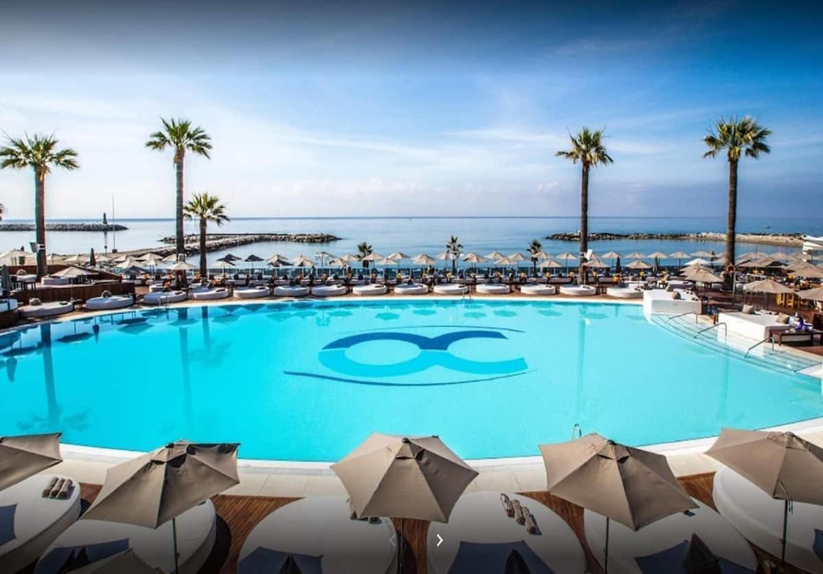 First Line Puerto Banus Harbour, 3 Bedroom Luxury Apartment,