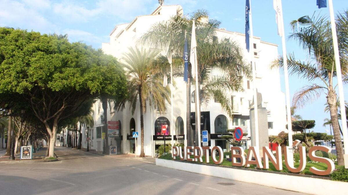 First Line Puerto Banus Harbour, 3 Bedroom Luxury Apartment, Appartement