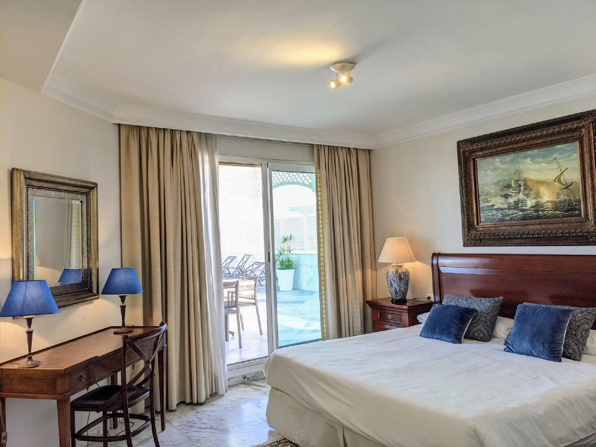 Coral Marbella
