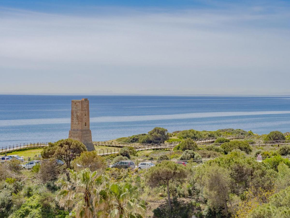 Apartment Cubo's Penthouse Cabopino Port & Parking