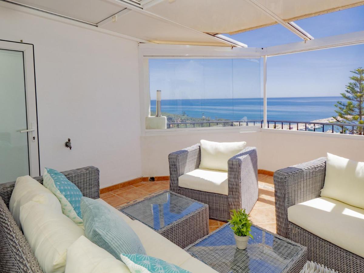 Apartment Cubo's Penthouse Cabopino Port & Parking Marbella