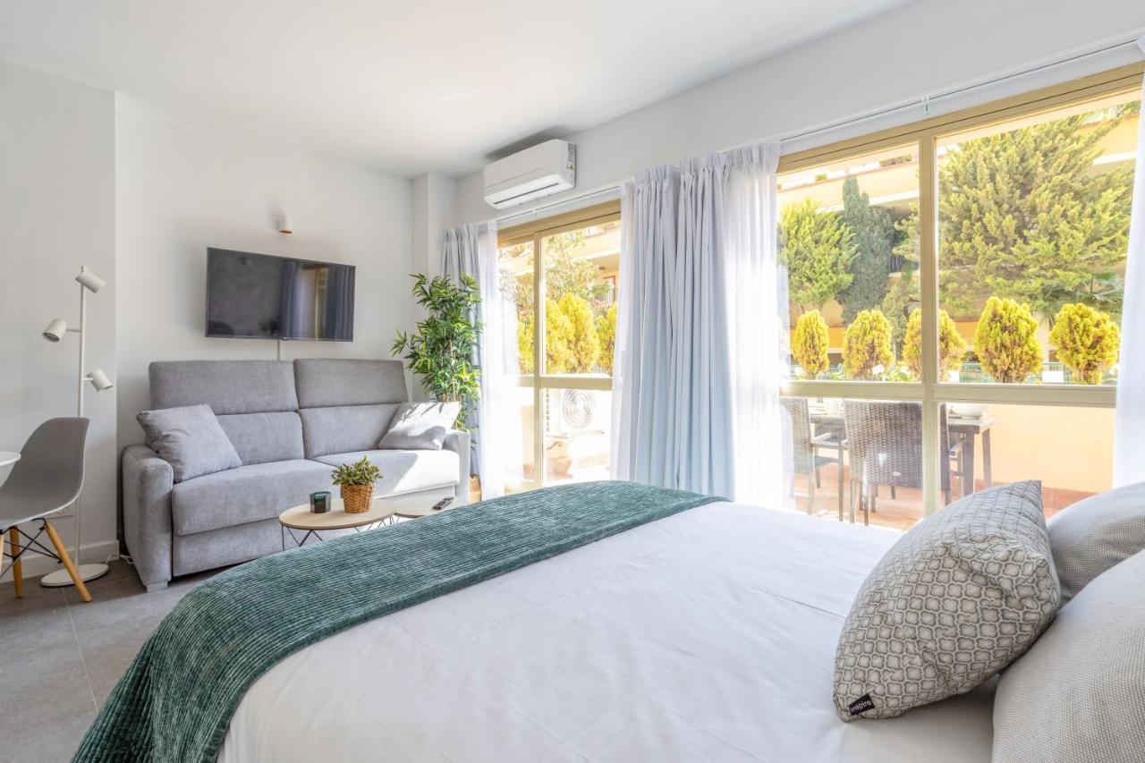 Apartment Oleholidays 303 Romana Playa Frente Al Mar Marbella