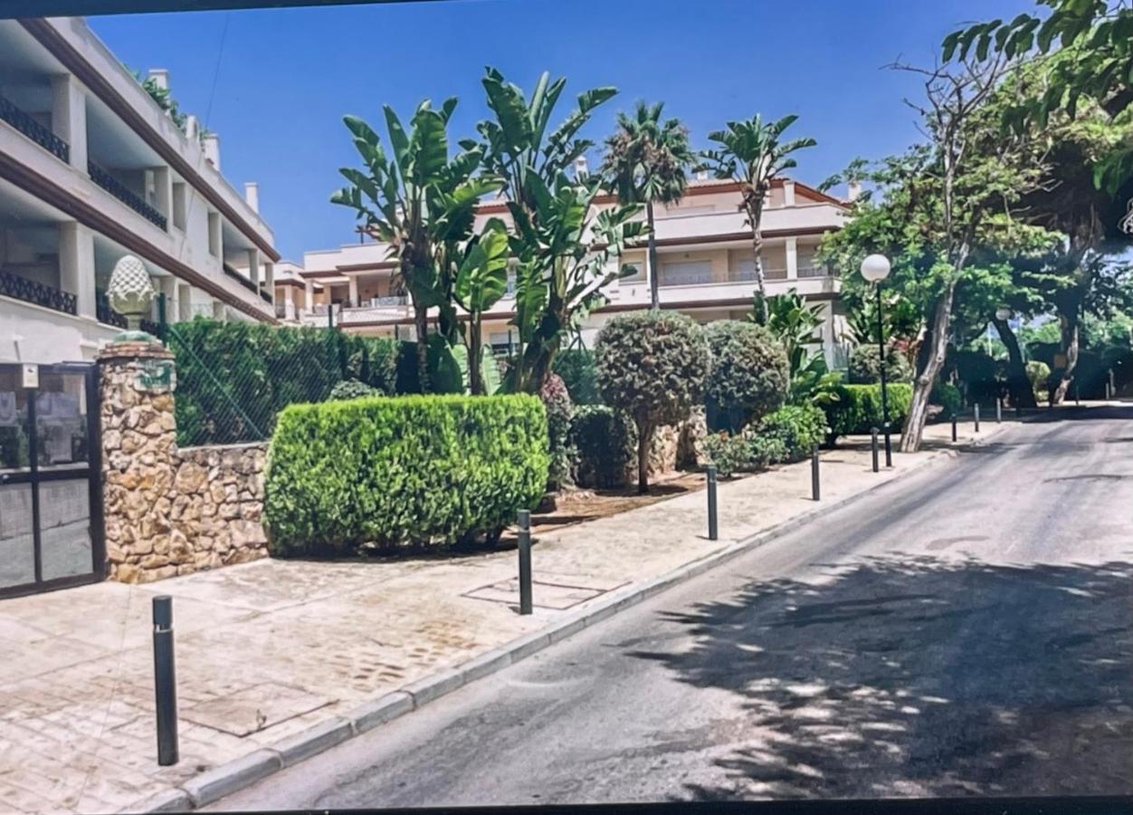 Pleasant Duplex By Elviria Dunas *
