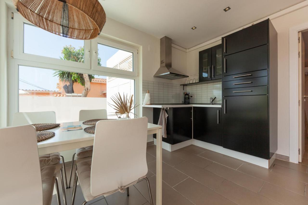 Madrugada, Beachside In Costabella Marbella