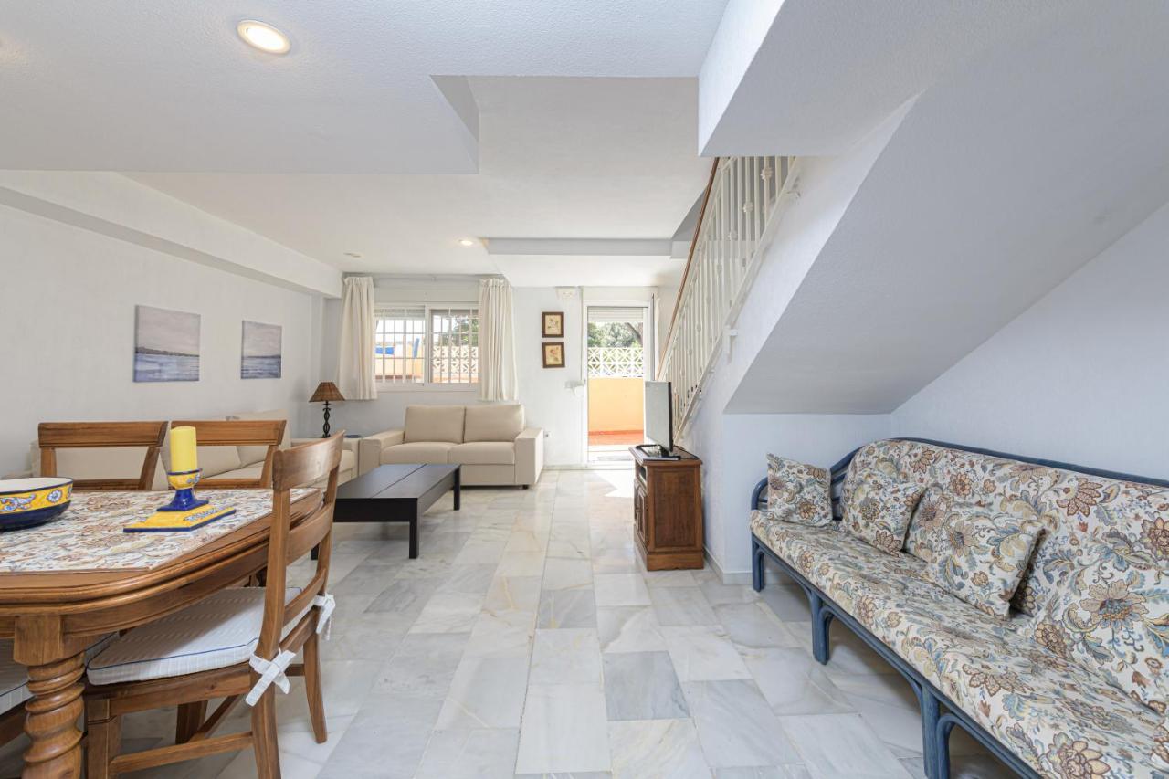Ferienhaus Wintowinrentals Very Close To The Beach, Pool & Free Parking Marbella