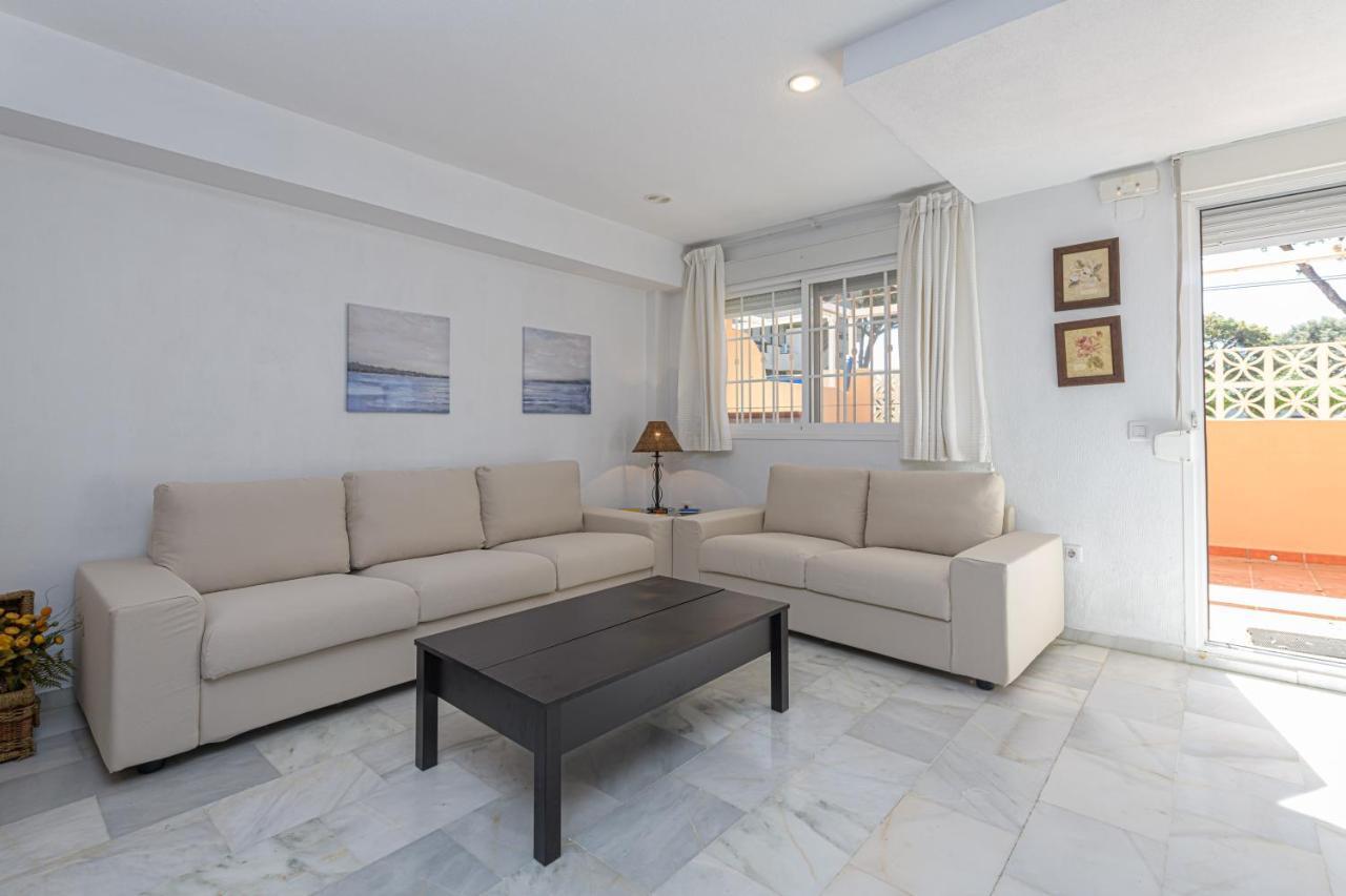 Ferienhaus Wintowinrentals Very Close To The Beach, Pool & Free Parking