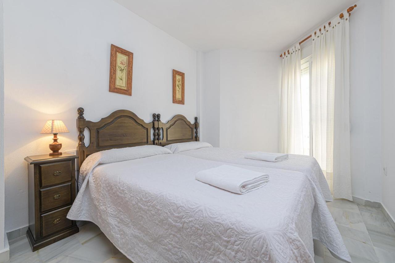 Wintowinrentals Very Close To The Beach, Pool & Free Parking Ferienhaus Marbella