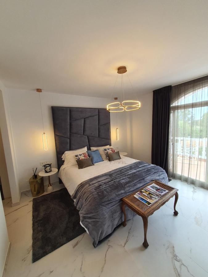 Villa Luxurious Close To Sea And Golf *