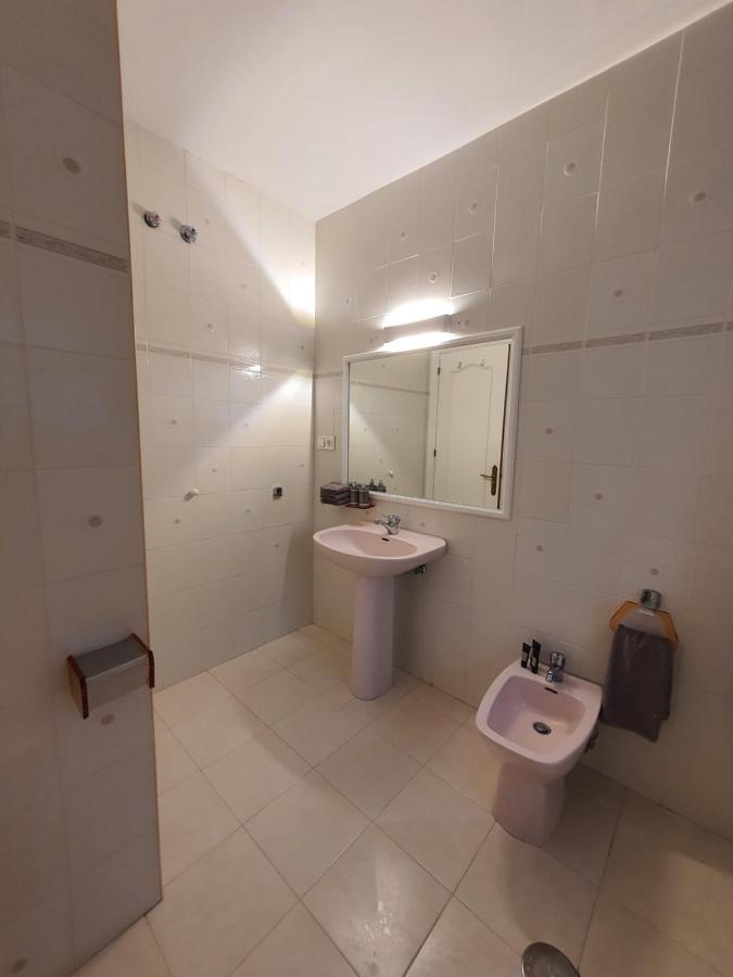 Luxurious Close To Sea And Golf