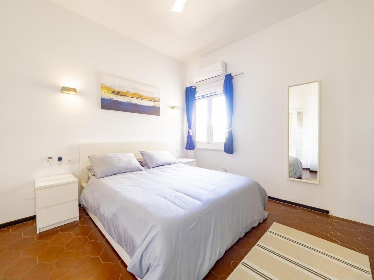 Cubo's Penthouse Cabopino Port & Parking Apartment