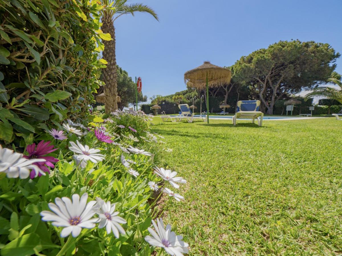 Apartamento Cubo's Penthouse Cabopino Port & Parking Marbella