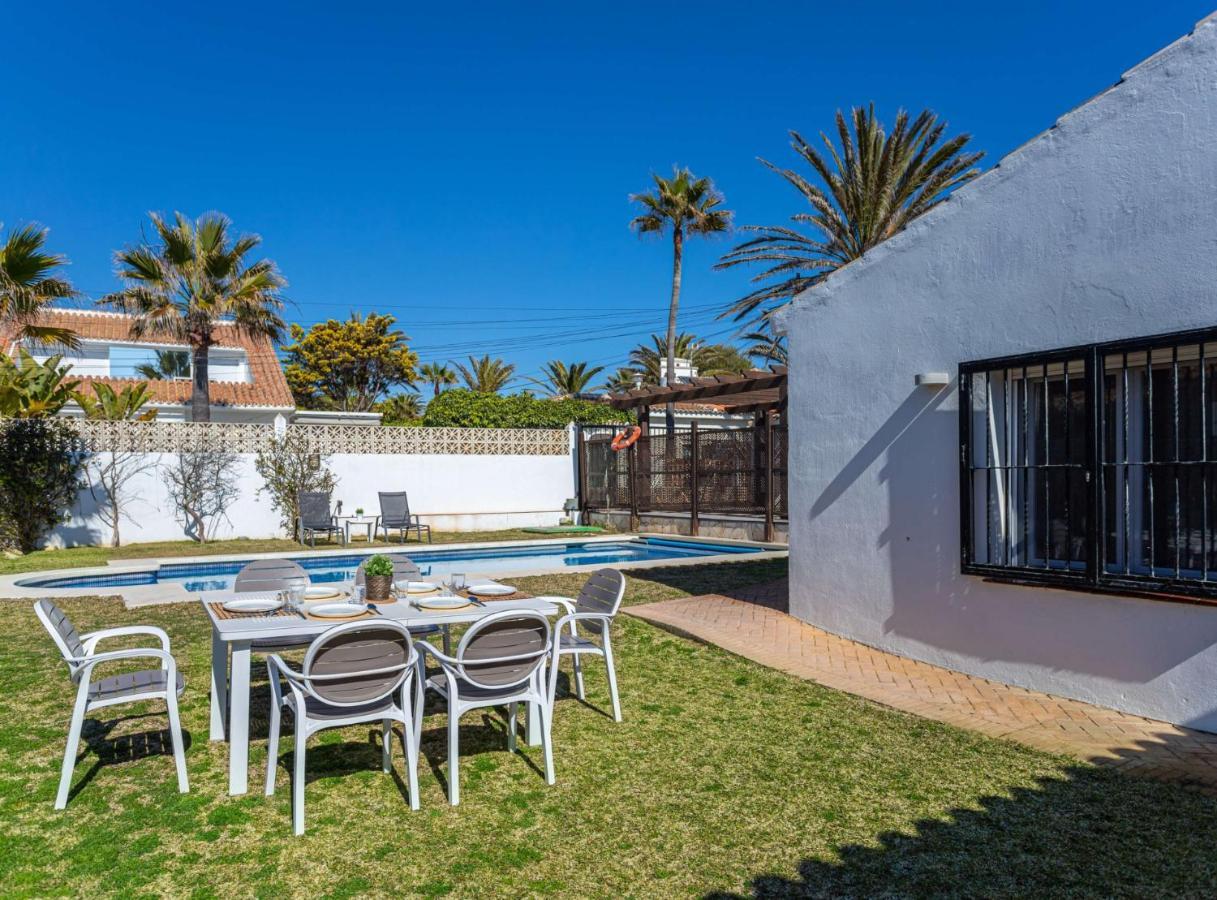 Charming On The Seafront Villa *