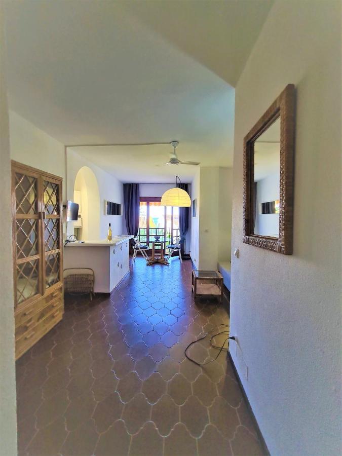 Agradable Estudio En Puerto Cabopino Apartment *
