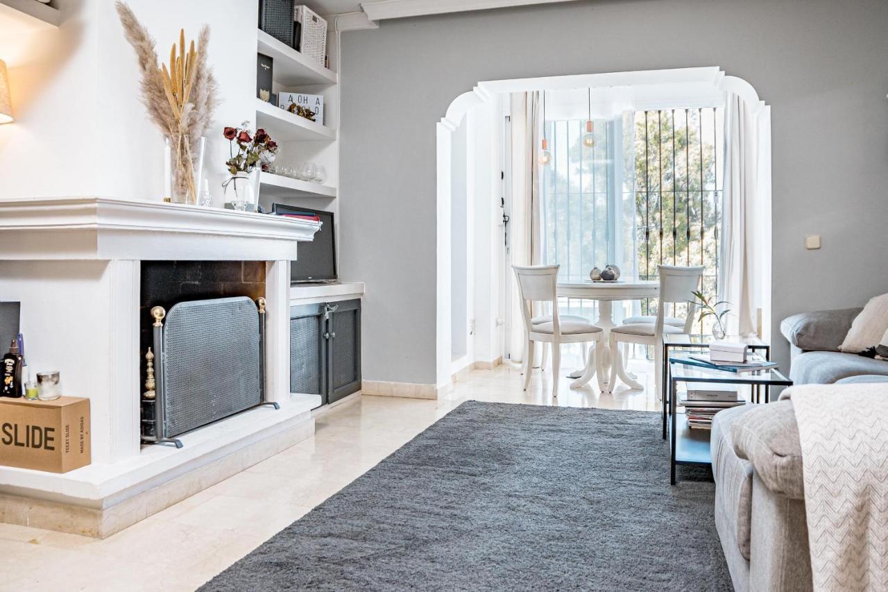 Apartment Peaceful Modern 2 Bedroom In Aloha Pueblo With View Over The Pool *